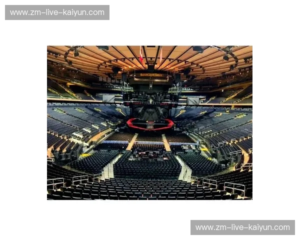 尼克斯之城：在麦迪逊广场的光影里，感受纽约的篮球灵魂